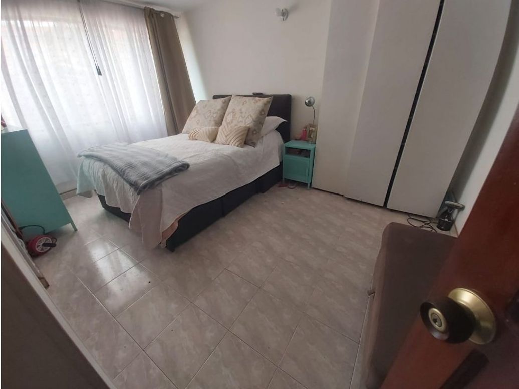 Apartamento de 3 alcobas en venta en La Castellana, Bogotá, 89 m² · foto 7 de 13