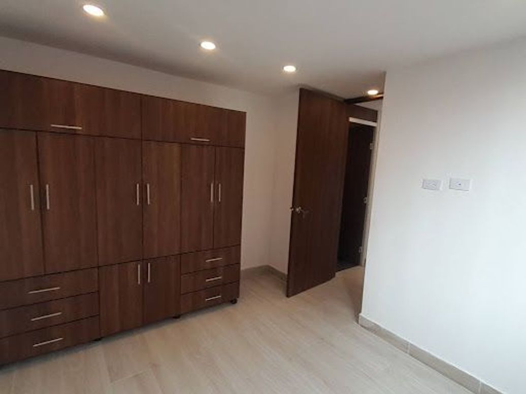 Apartamento de 2 alcobas en venta en Primavera, Bogotá, 34 m² · foto 11 de 15