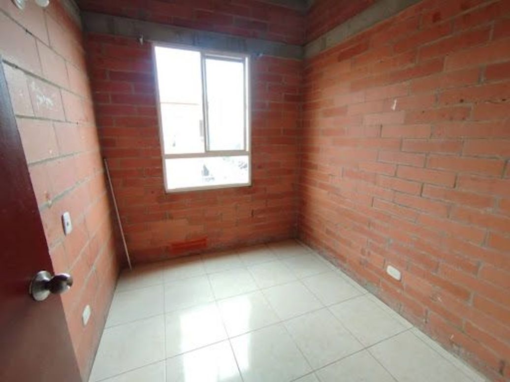 Apartamento de 3 alcobas en venta en Villa Teresita, Bogotá, 45 m² · foto 10 de 16