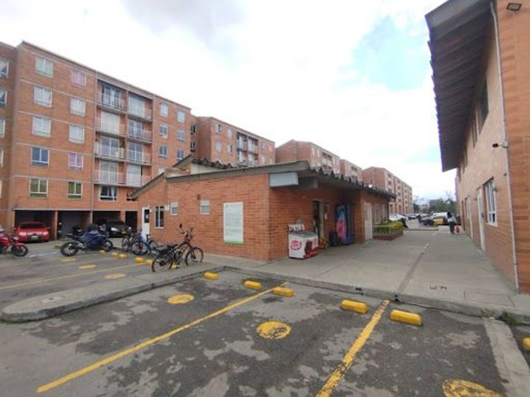 Apartamento de 3 alcobas en venta en Villa Teresita, Bogotá, 45 m² · foto 15 de 16