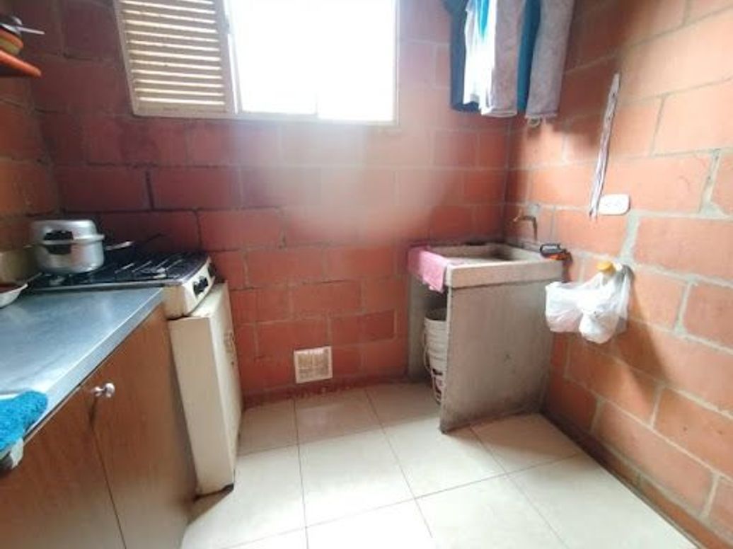 Apartamento de 3 alcobas en venta en Villa Teresita, Bogotá, 45 m² · foto 6 de 16