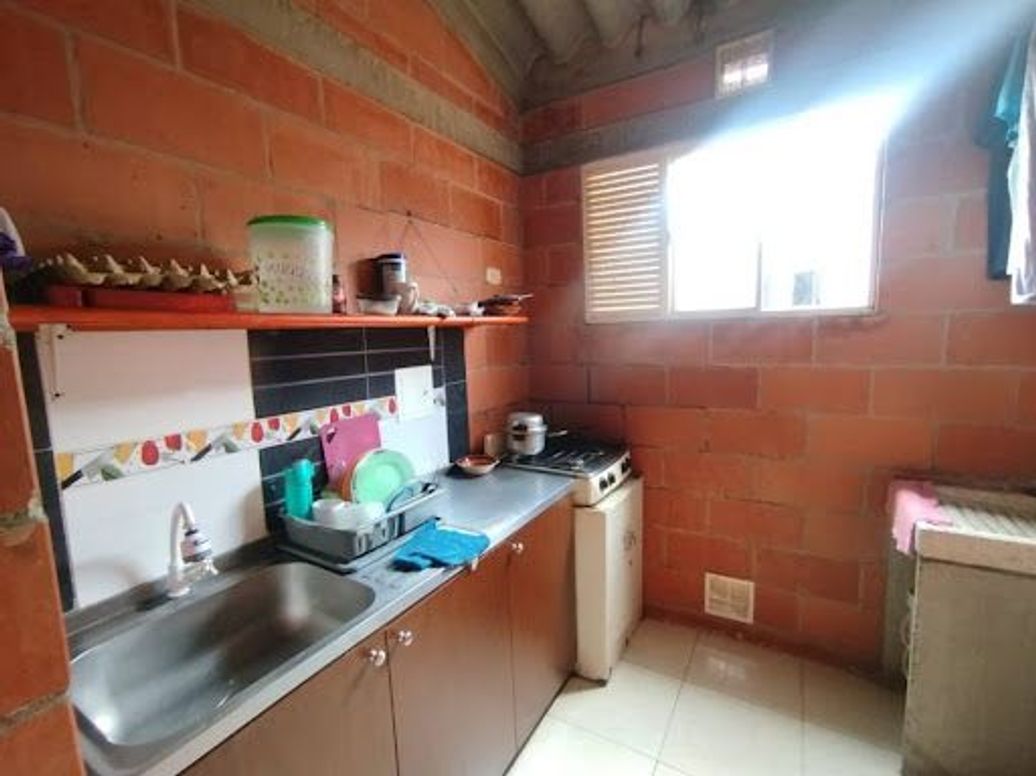 Apartamento de 3 alcobas en venta en Villa Teresita, Bogotá, 45 m² · foto 8 de 16