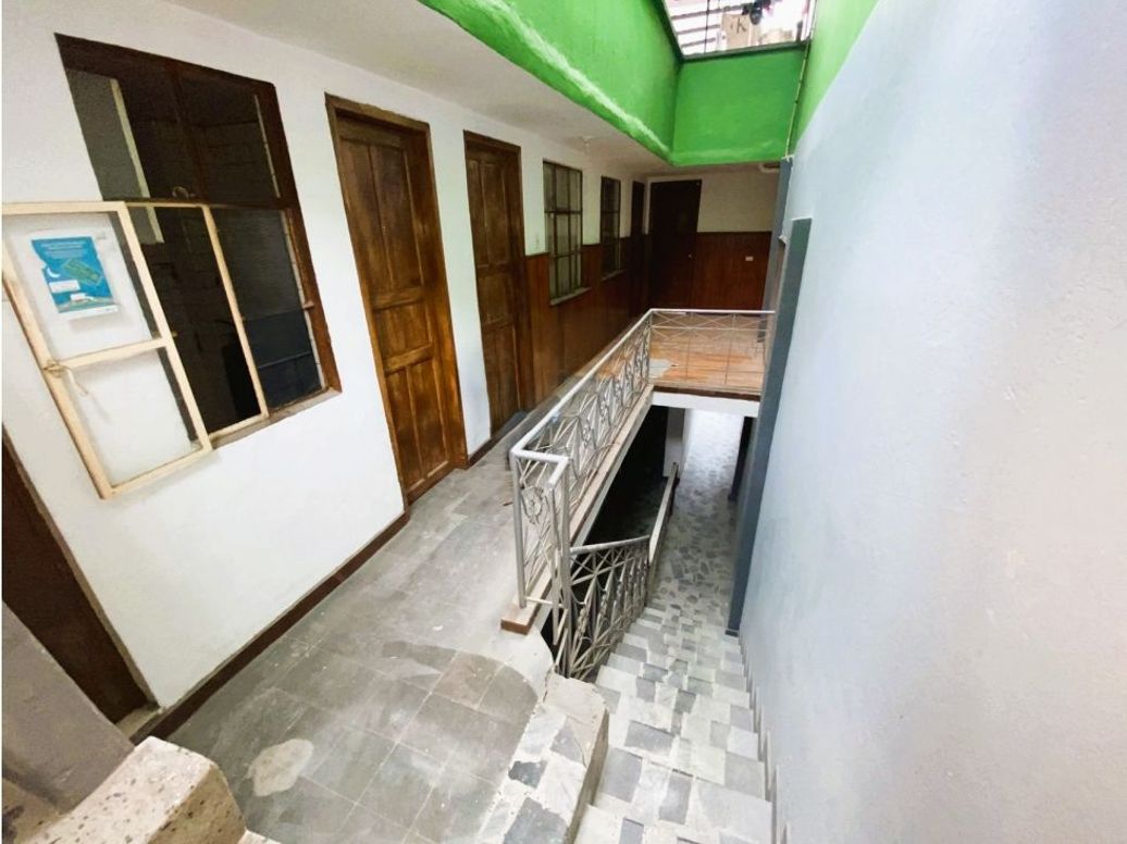 Casa de 9 alcobas en venta en San Fernando, Bogotá, 300 m² · foto 8 de 15