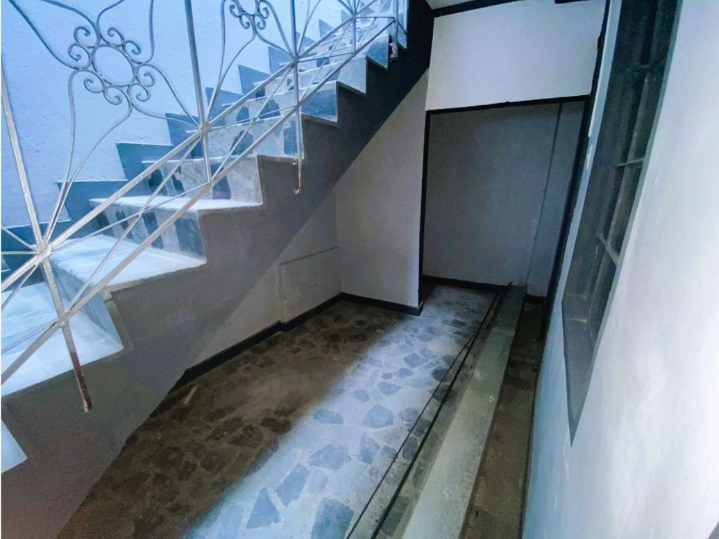 Casa de 9 alcobas en venta en San Fernando, Bogotá, 300 m² · foto 10 de 15