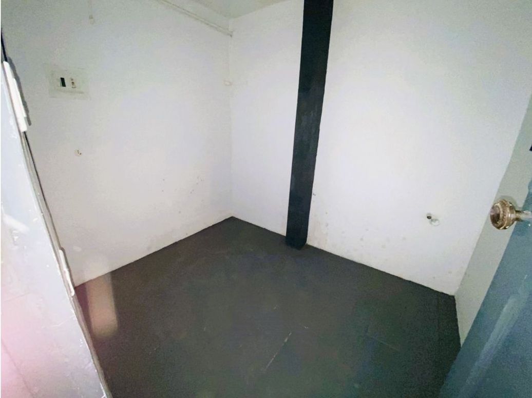 Casa de 9 alcobas en venta en San Fernando, Bogotá, 300 m² · foto 14 de 15