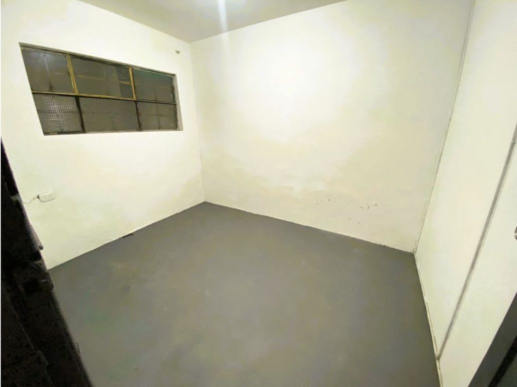 Casa de 9 alcobas en venta en San Fernando, Bogotá, 300 m² · foto 13 de 15