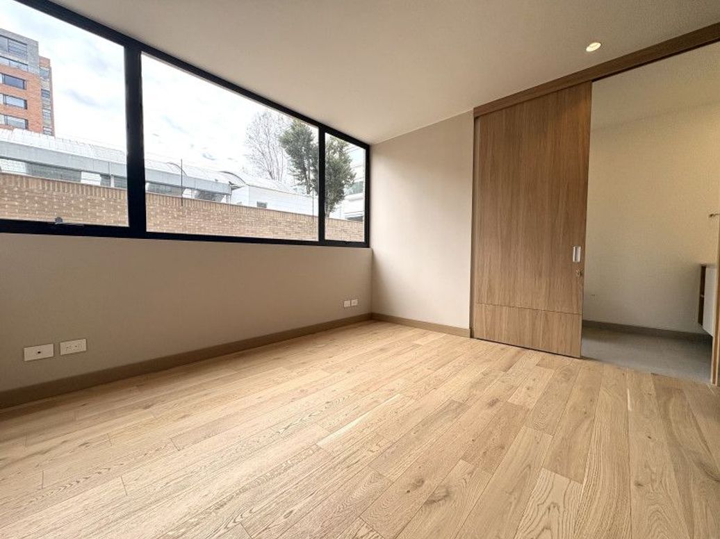 Apartamento de 3 alcobas en venta en La Cabrera, Bogotá, 133 m² · foto 9 de 20