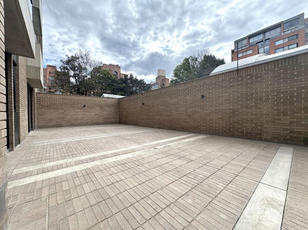 Apartamento de 3 alcobas en venta en La Cabrera, Bogotá, 133 m² · foto 12 de 20