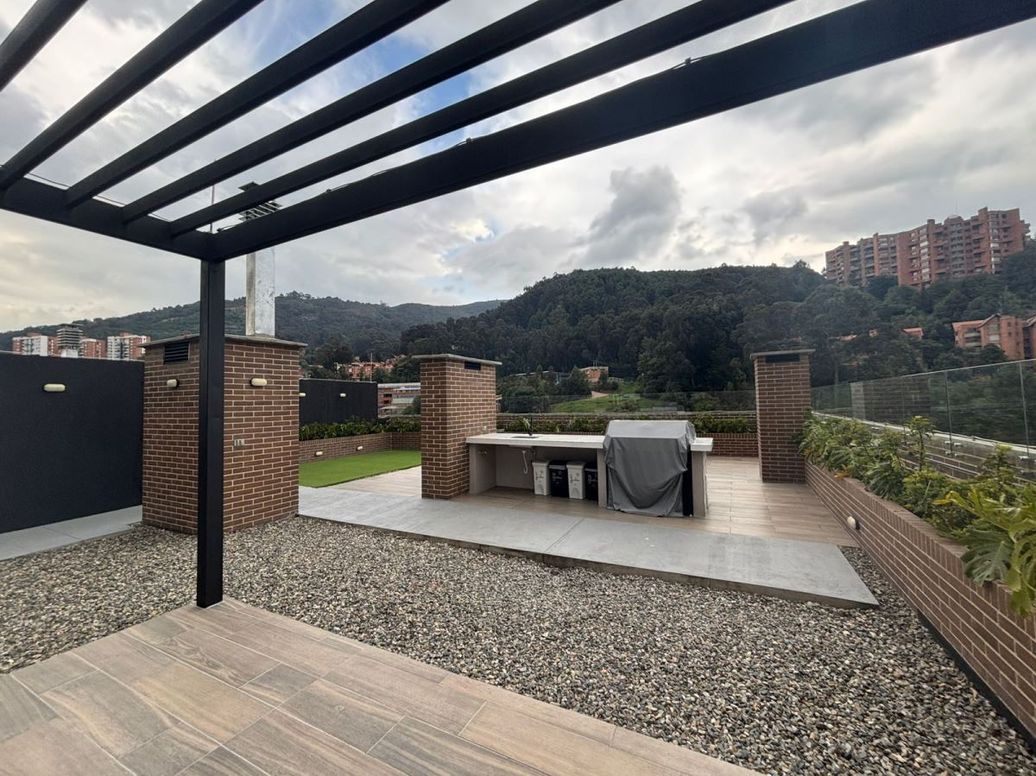 Apartamento de 1 alcoba en venta en Los Cedros Oriental, Bogotá, 31 m² · foto 14 de 17