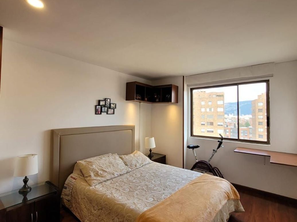 Apartamento de 3 alcobas en venta en Hayuelos, Bogotá, 130 m² · foto 4 de 18