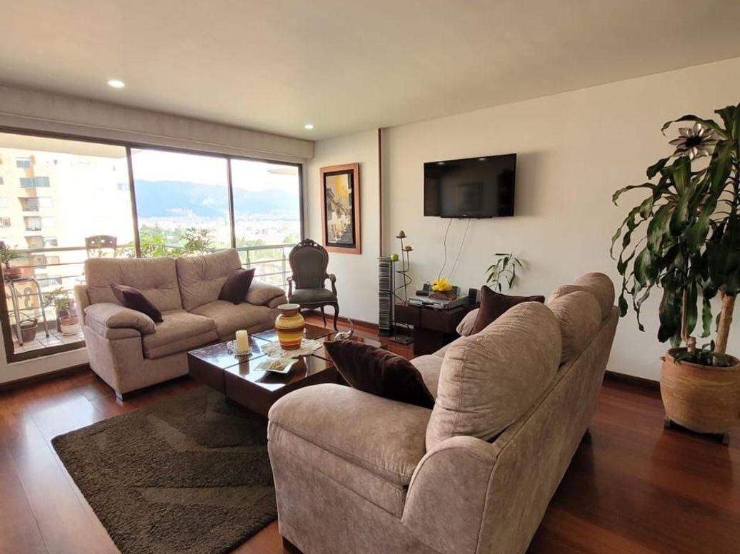 Apartamento de 3 alcobas en venta en Hayuelos, Bogotá, 130 m² · foto 8 de 18