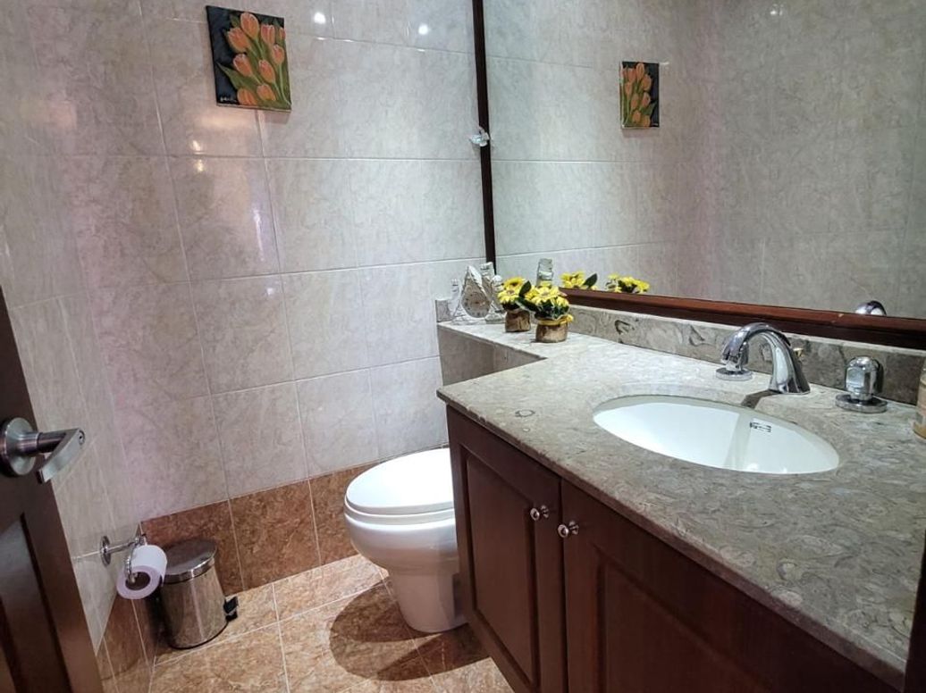 Apartamento de 3 alcobas en venta en Hayuelos, Bogotá, 130 m² · foto 15 de 18