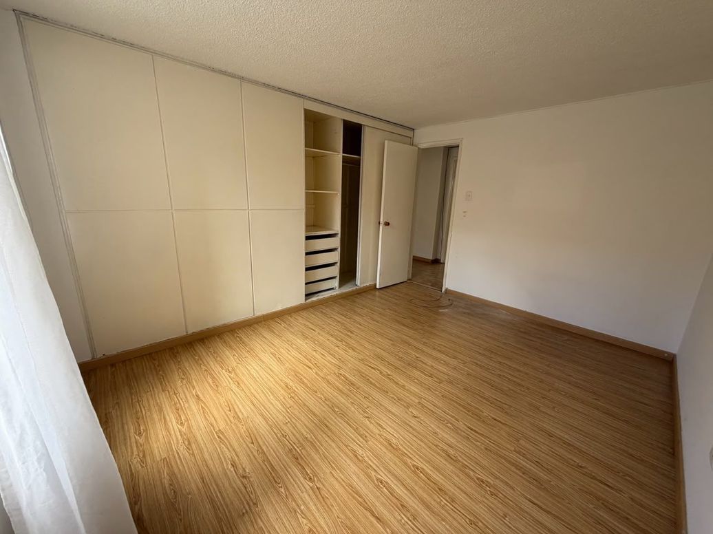 Apartamento de 4 alcobas en venta en Belalcázar, Bogotá, 137 m² · foto 11 de 16