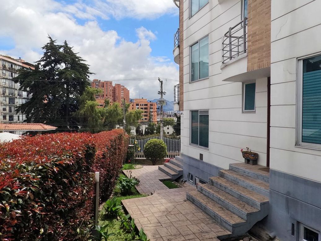 Casa de 4 alcobas en venta en Niza Suba, Bogotá, 222 m² · foto 2 de 20
