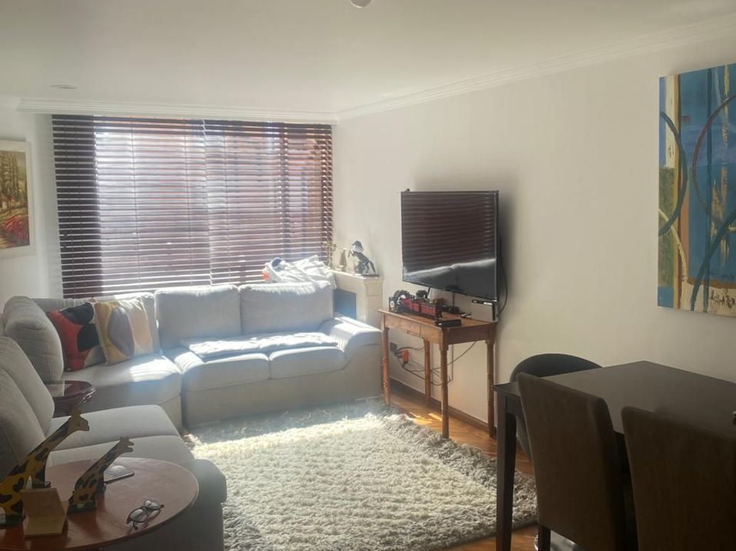 Apartamento de 3 alcobas en venta en Prados De La Calleja, Bogotá, 82 m² · foto 3 de 17