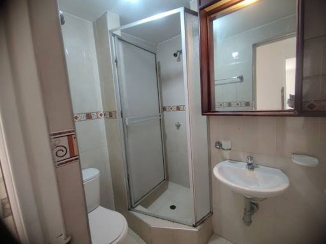 Apartamento de 3 alcobas en venta en Britalia, Bogotá, 61 m² · foto 13 de 20
