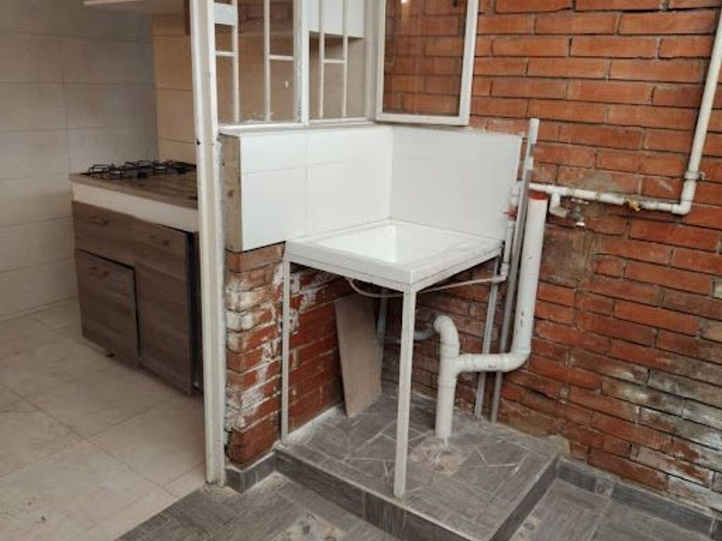 Apartamento en arriendo en Quirigua, Bogotá · foto 3 de 7