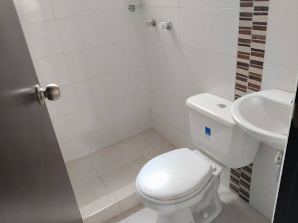Apartamento en arriendo en Quirigua, Bogotá · foto 5 de 7