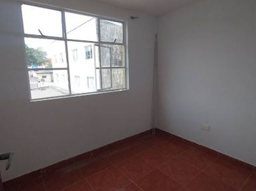 Casa de 9 alcobas en venta en Quinta Ramos, Bogotá, 406 m² · foto 16 de 20