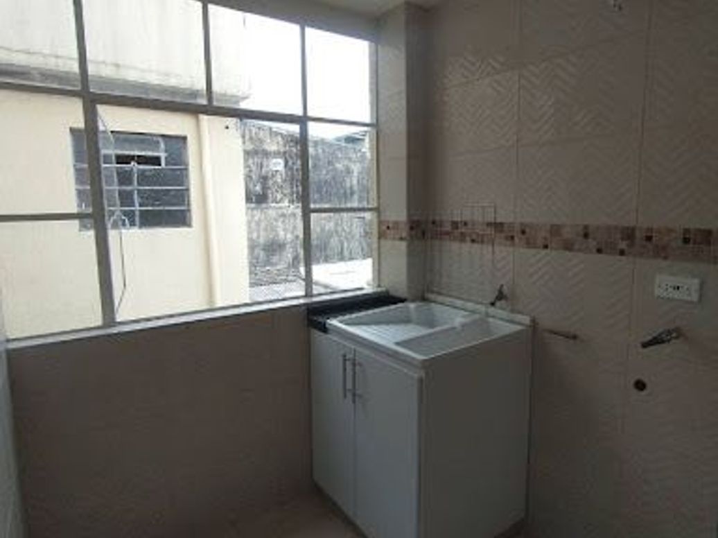 Casa de 9 alcobas en venta en Quinta Ramos, Bogotá, 406 m² · foto 6 de 20