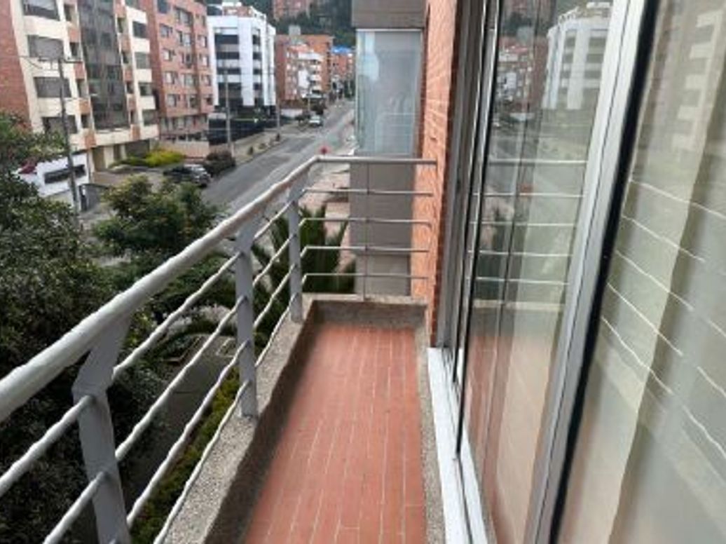 Apartamento de 3 alcobas en venta en Las Acasias, Bogotá, 109 m² · foto 10 de 19