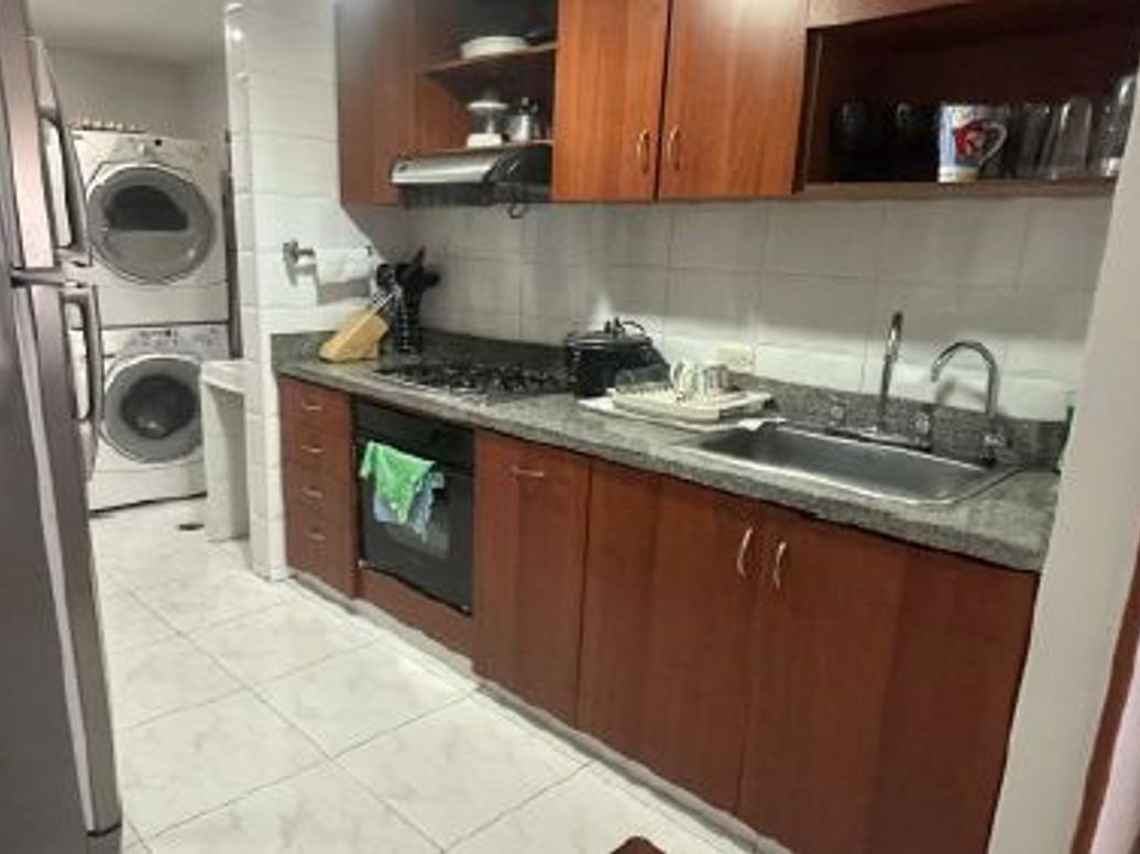 Apartamento de 3 alcobas en venta en Las Acasias, Bogotá, 109 m² · foto 7 de 19