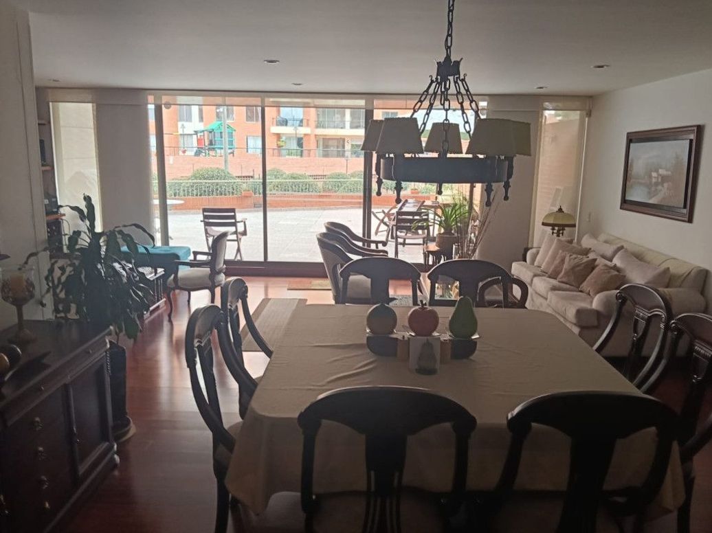 Apartamento de 3 alcobas en venta en Lisboa, Bogotá, 293 m² · foto 8 de 20