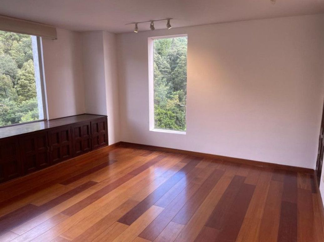 Apartamento de 4 alcobas en venta en Chico Norte Et. Ii, Bogotá, 200 m² · foto 9 de 19