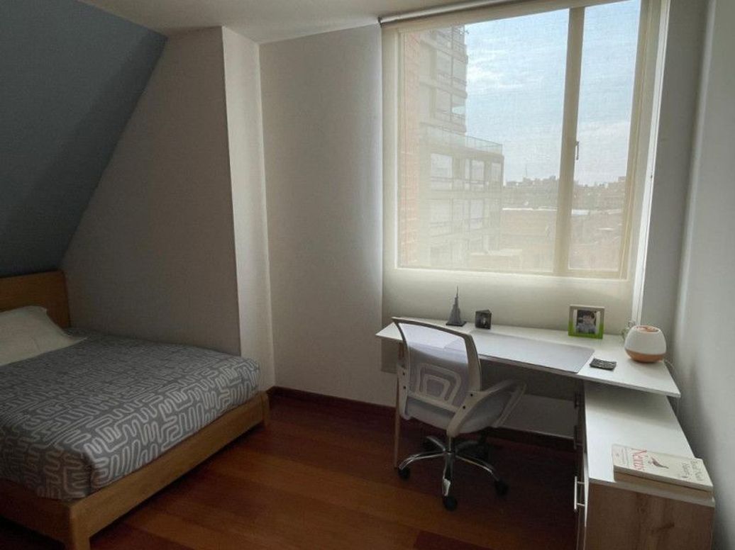 Apartamento de 3 alcobas en venta en Santa Barbara Occidental, Bogotá, 205 m² · foto 16 de 20