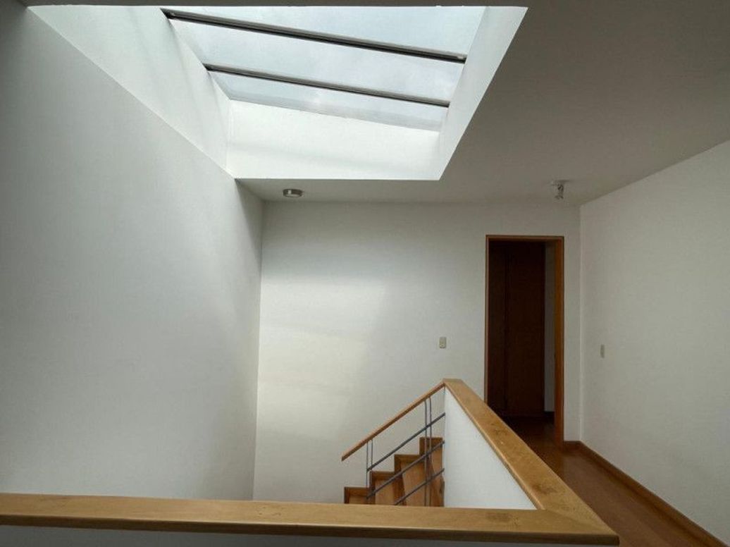 Apartamento de 3 alcobas en venta en Santa Barbara Occidental, Bogotá, 205 m² · foto 19 de 20