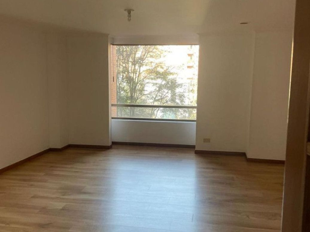 Apartamento de 3 alcobas en venta en Chico, Bogotá, 250 m² · foto 16 de 18