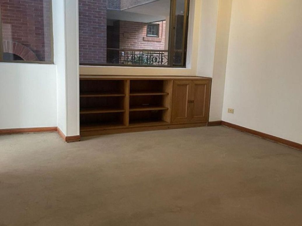Apartamento de 3 alcobas en venta en Chico, Bogotá, 250 m² · foto 9 de 18