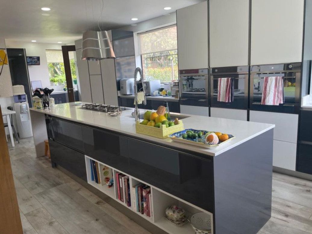 Casa de 4 alcobas en venta en Cataluña, Bogotá, 385 m² · foto 8 de 20