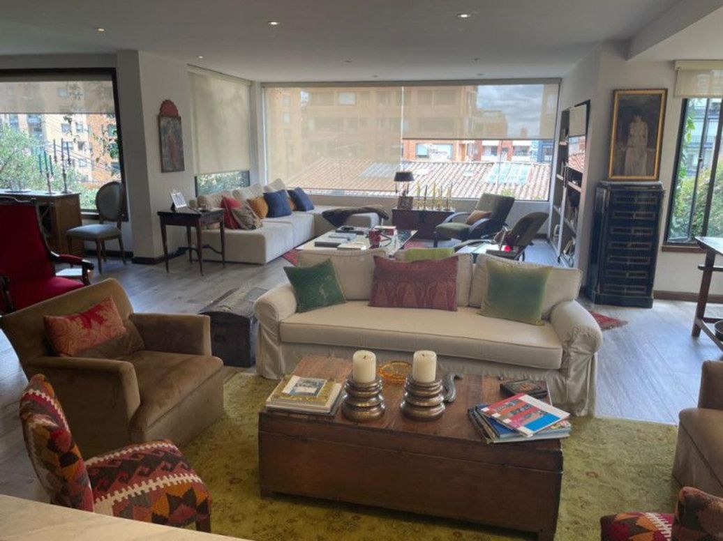 Casa de 4 alcobas en venta en Cataluña, Bogotá, 385 m² · foto 14 de 20
