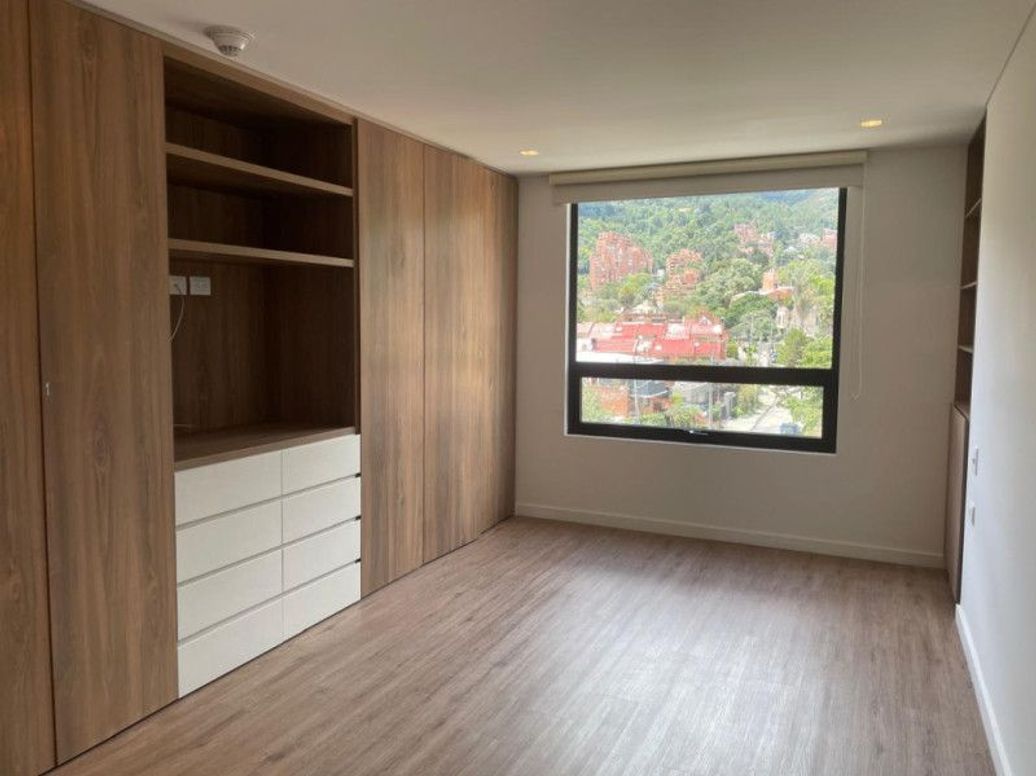 Apartamento de 1 alcoba en venta en Santa Ana Oriental, Bogotá, 61 m² · foto 4 de 20