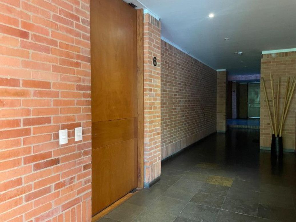 Apartamento de 2 alcobas en venta en Santa Ana Oriental, Bogotá, 151 m² · foto 16 de 20