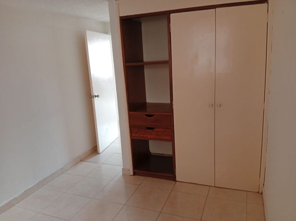 Apartamento de 2 alcobas en venta en La Giralda, Bogotá, 44 m² · foto 5 de 10