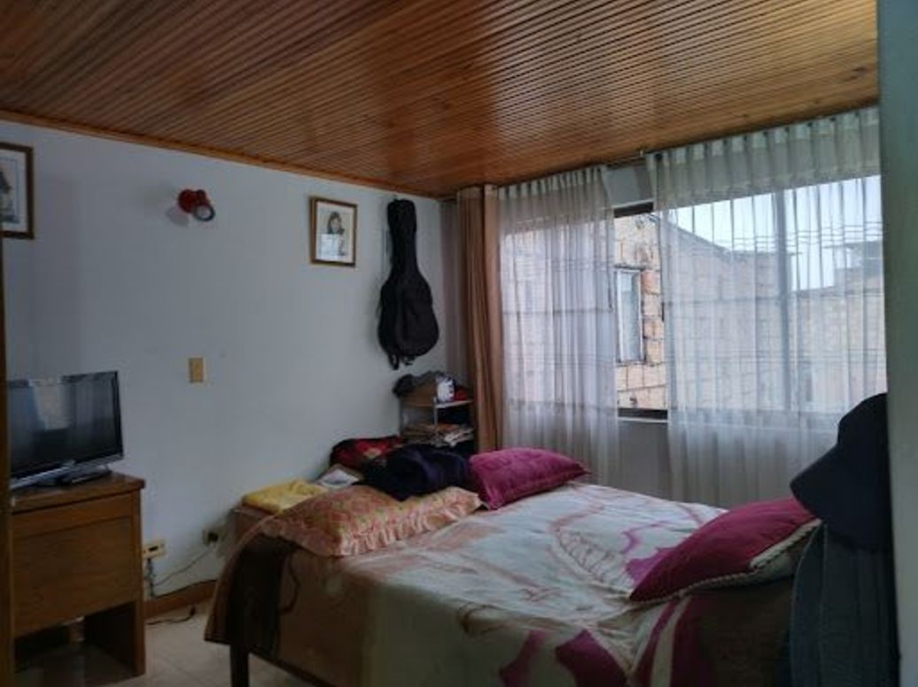 Casa de 4 alcobas en venta en San Ignacio Álamos, Bogotá, 222 m² · foto 11 de 17