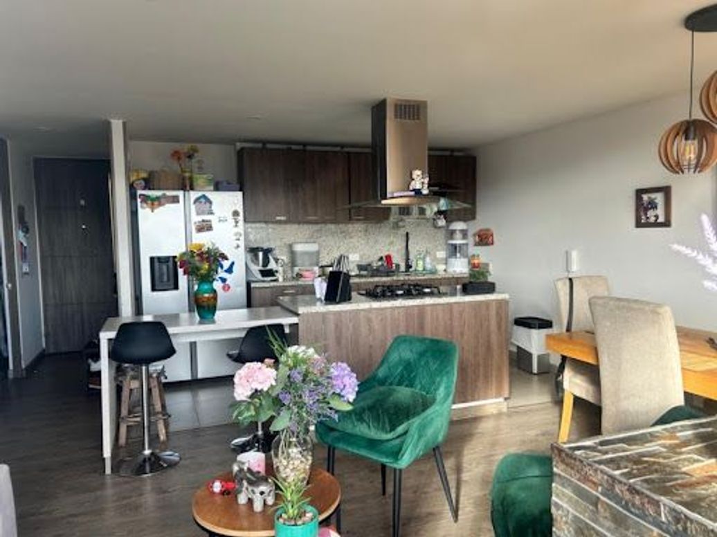 Apartamento de 3 alcobas en venta en La Felicidad, Bogotá, 98 m² · foto 7 de 20