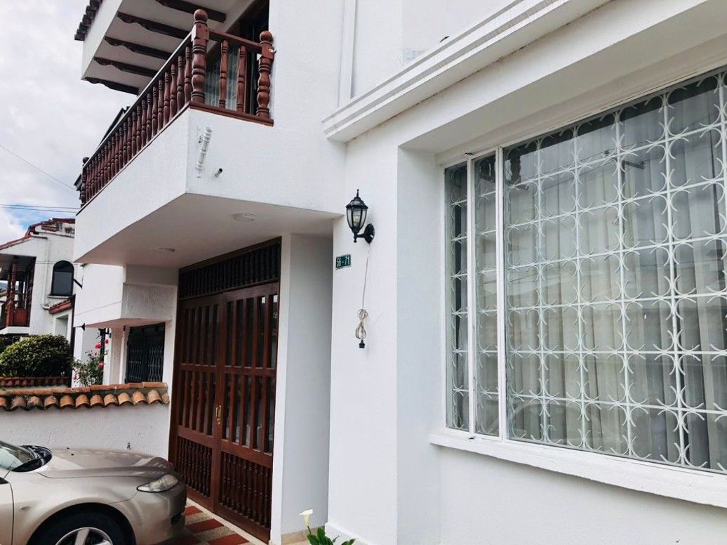 Casa de 4 alcobas en venta en Las Villas, Bogotá, 270 m² · foto 10 de 18