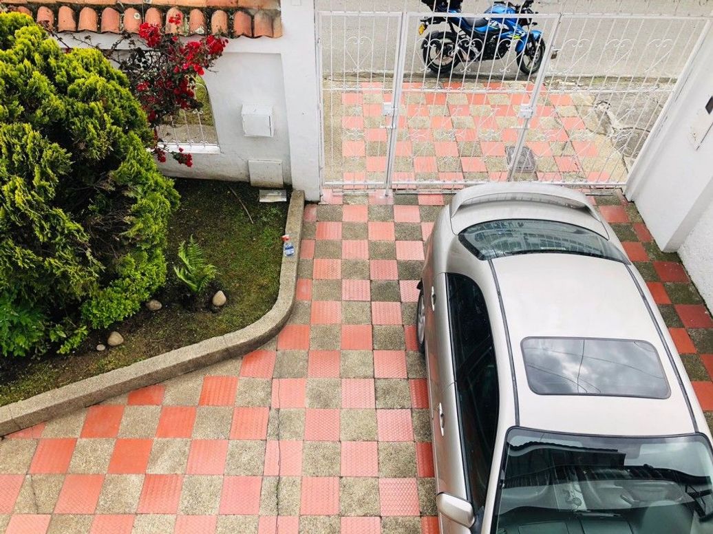 Casa de 4 alcobas en venta en Las Villas, Bogotá, 270 m² · foto 18 de 18