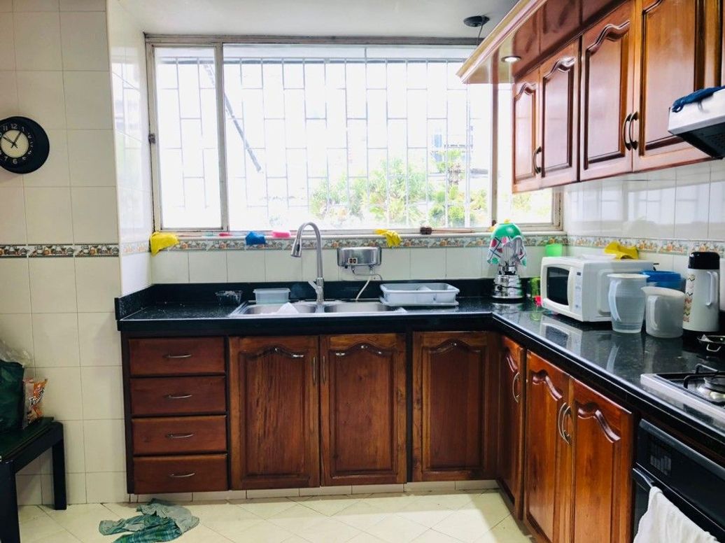 Casa de 4 alcobas en venta en Las Villas, Bogotá, 270 m² · foto 2 de 18