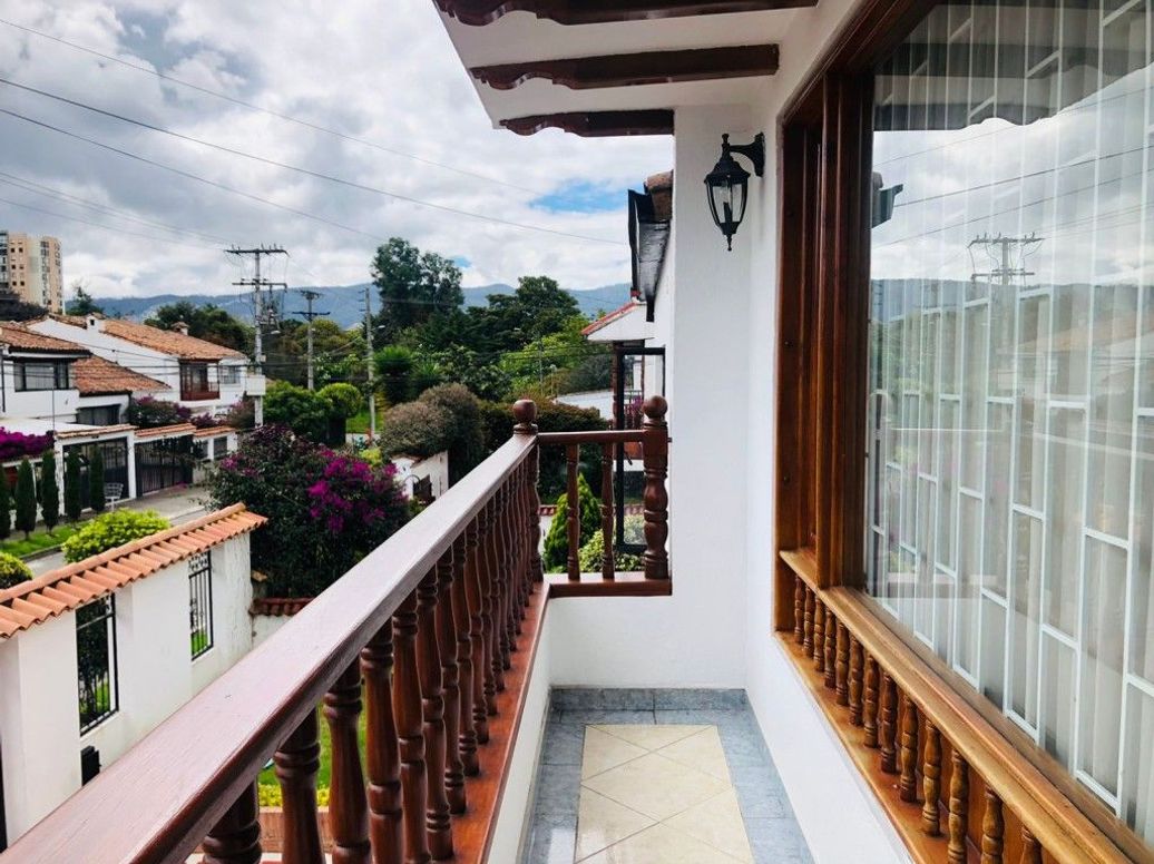 Casa de 4 alcobas en venta en Las Villas, Bogotá, 270 m² · foto 4 de 18