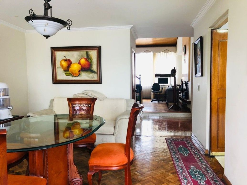 Casa de 4 alcobas en venta en Las Villas, Bogotá, 270 m² · foto 7 de 18