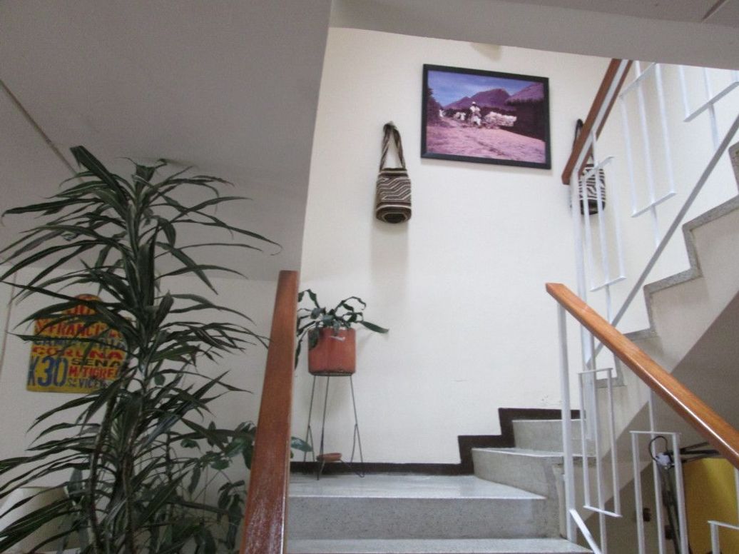 Casa de 7 alcobas en venta en Estoril, Bogotá, 387 m² · foto 8 de 20
