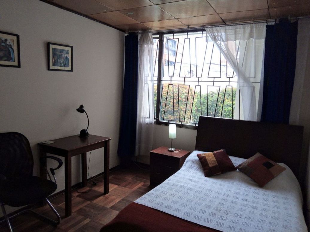 Casa de 7 alcobas en venta en Estoril, Bogotá, 387 m² · foto 14 de 20