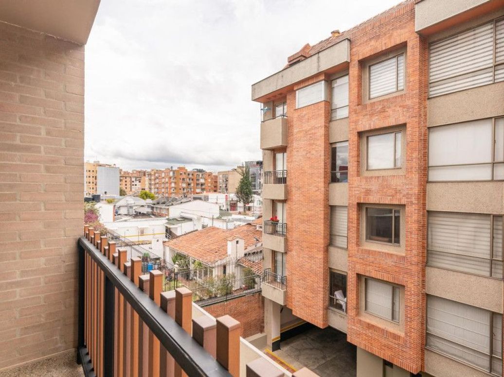Apartamento de 1 alcoba en venta en Santa Barbara Occidental, Bogotá, 60 m² · foto 8 de 20