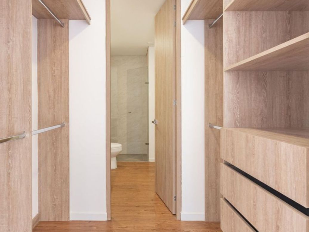 Apartamento de 1 alcoba en venta en Santa Barbara Occidental, Bogotá, 60 m² · foto 13 de 20
