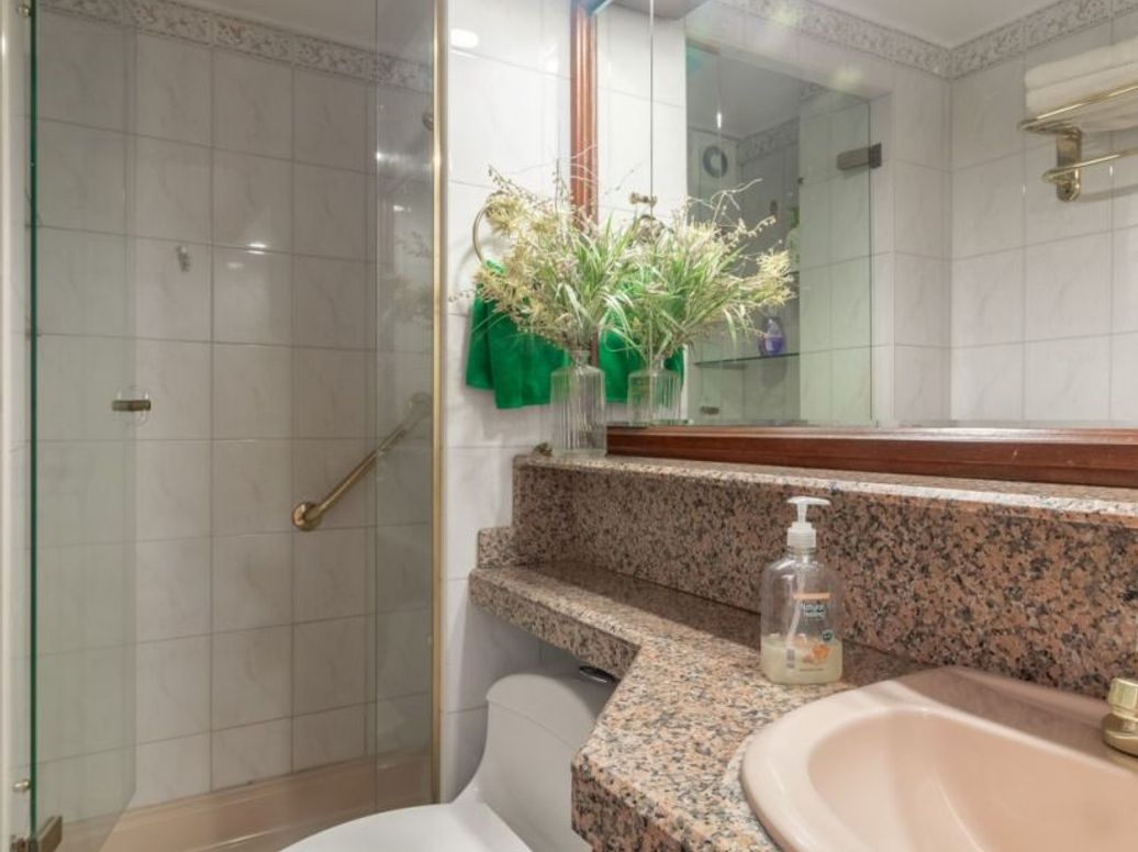 Casa de 4 alcobas en venta en Santa Barbara Central, Bogotá, 385 m² · foto 16 de 20