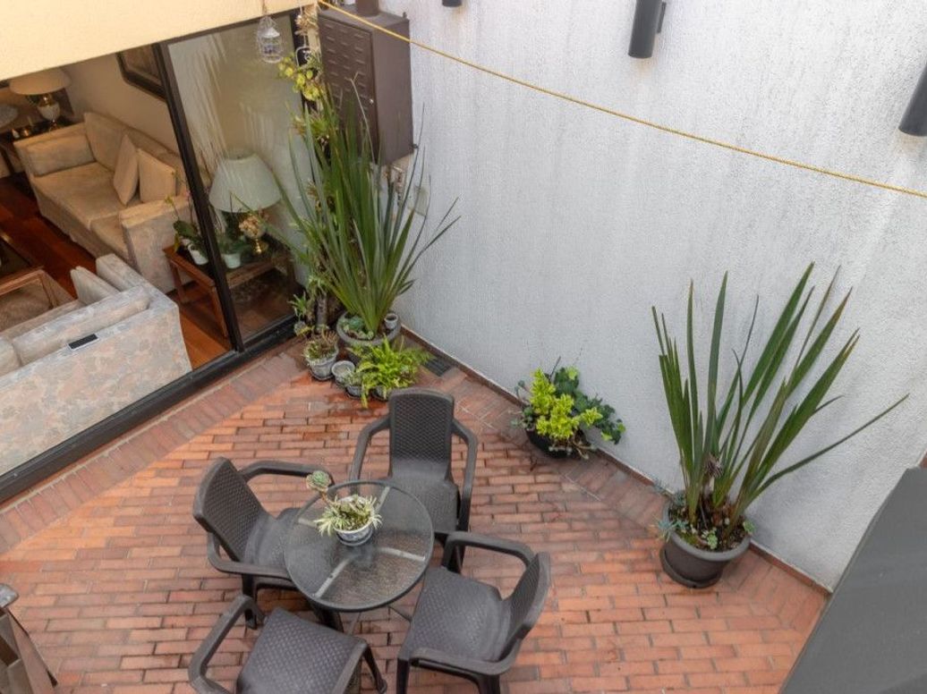 Casa de 4 alcobas en venta en Santa Barbara Central, Bogotá, 385 m² · foto 15 de 20